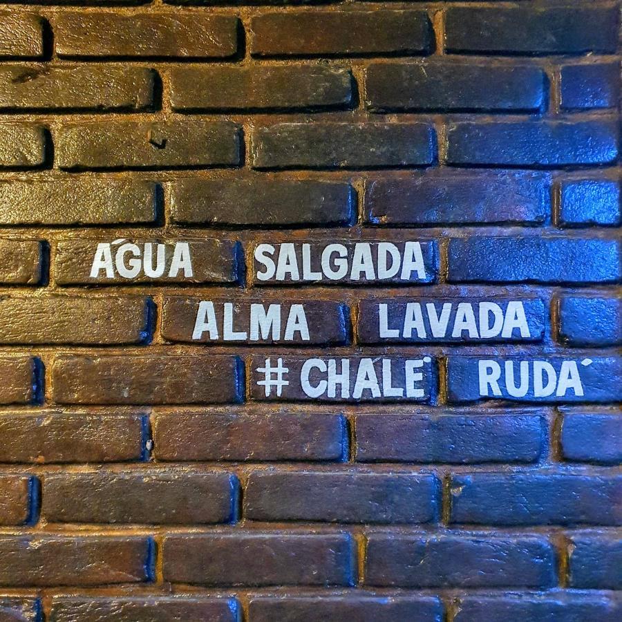 Apartamento Chalé rústico e charmoso na praia para casal! Ubatuba Exterior foto
